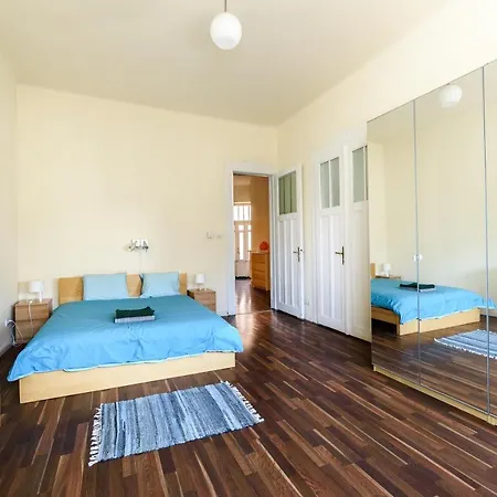 Arpa Flat Sunny Apartment *